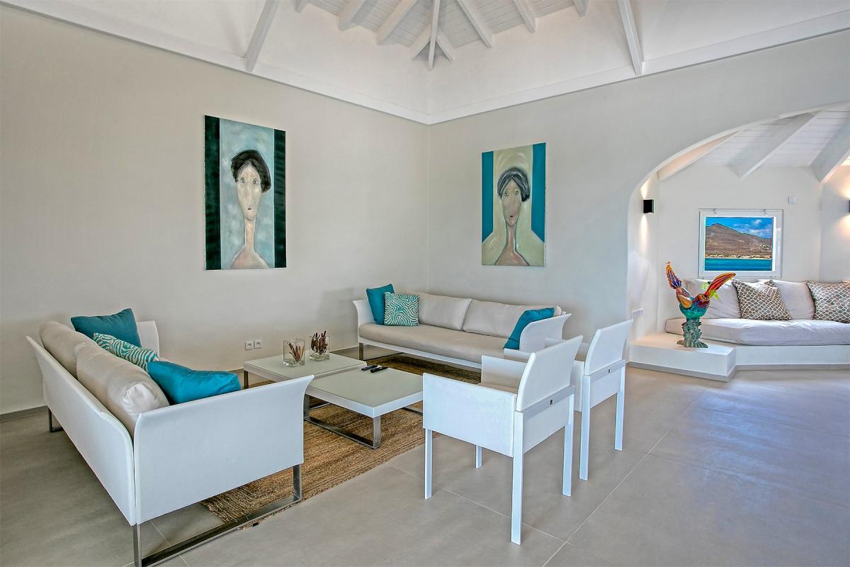 Luxury Villa Rental St Martin - Living room with sofa